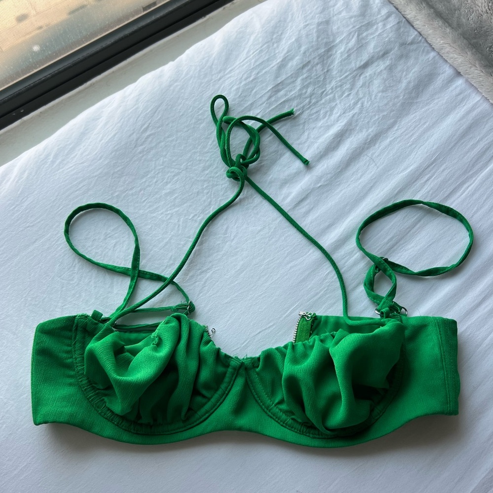 White fox green top